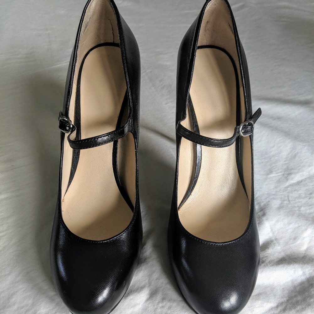 Nine West Mary Jane Pump